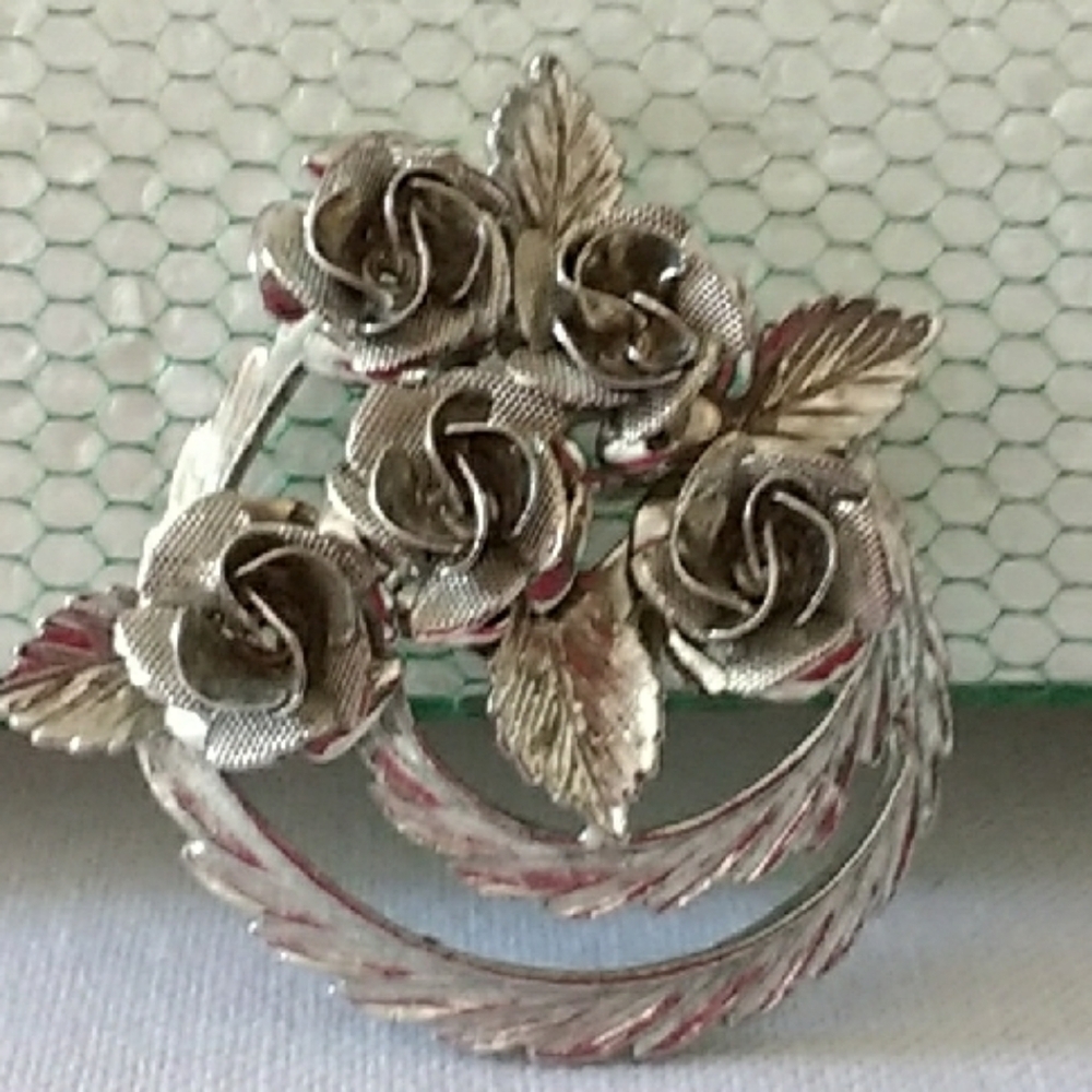 Silver Floral Brooch